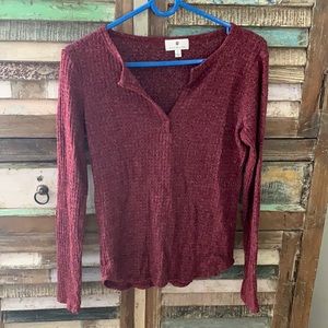 Socialite Split neck V neck top